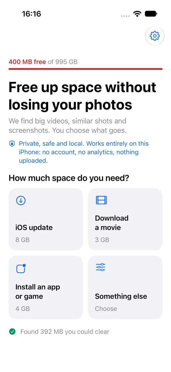 Tidily home screen asking how much space you need, with presets for an iOS update, a movie download and an app.